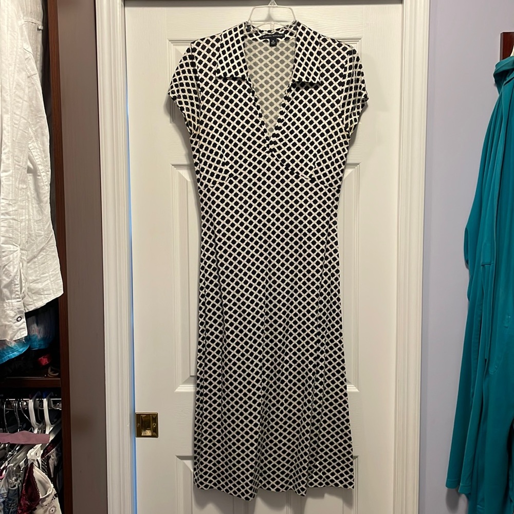 Black/White short sleeve dress